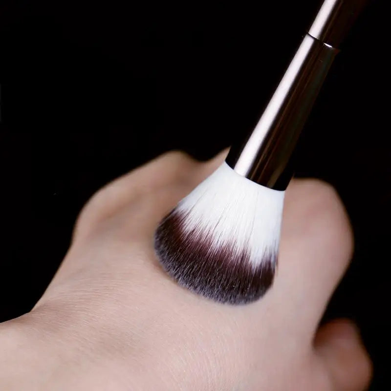 Makeup brush, powder brush, blush brush, loose powder brush